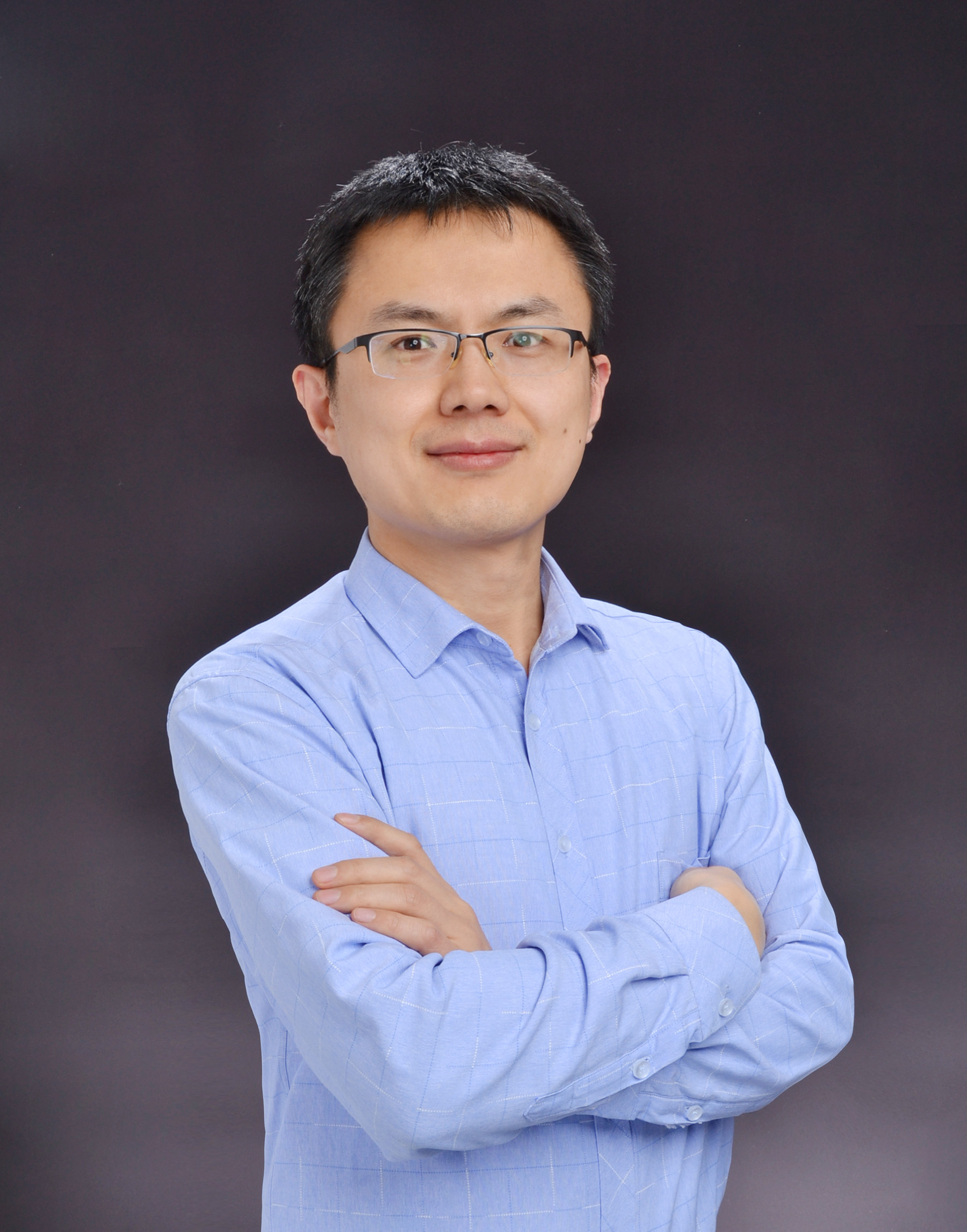 陈亚彬.jpg