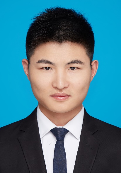 杨恒.jpg